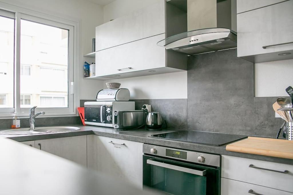 Appt Agreable Avec Balcon Au Sud-Ouest De Caen Appartement Buitenkant foto